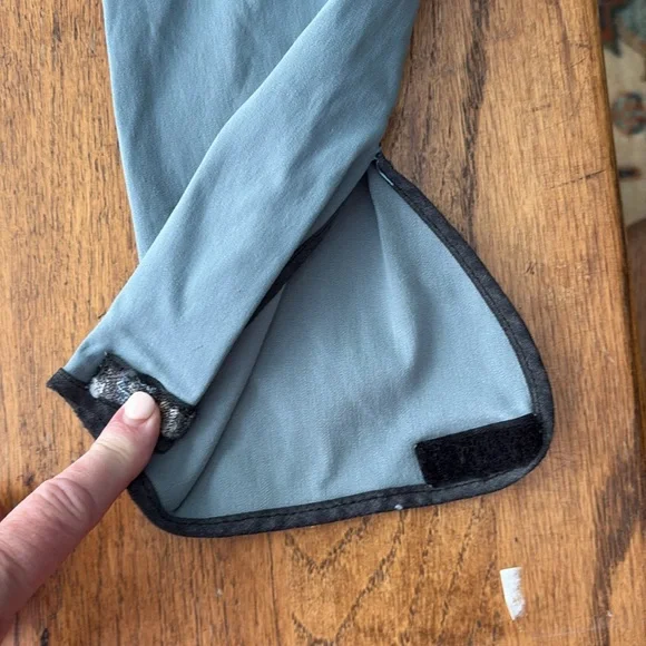 The Tailored Sportsman Trophy Hunter Blue Breeches. Size 28. - Picture 5 of 5